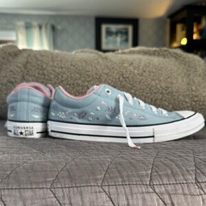 Converse Kids Sneakers in Light Blue and Pink